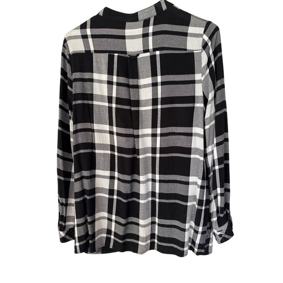 Kensie XL Button Up Shirt Plaid Black White Long Sleeve Soft Viscose Top - Picture 2 of 9
